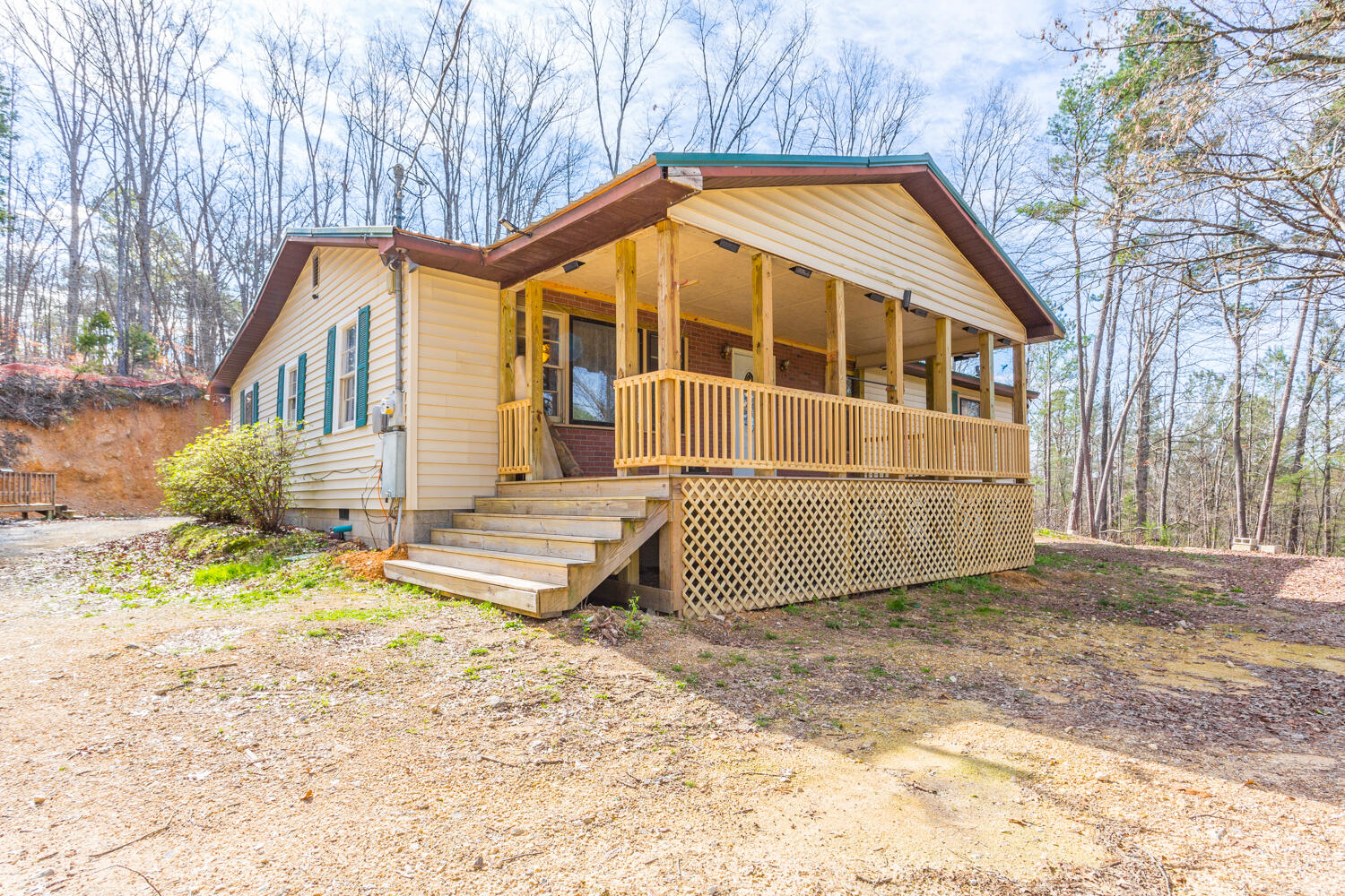 124 Roach Hollow Road Ringgold, GA 30736 - Photo 2 of 52 124 Roach Hollow HD-4