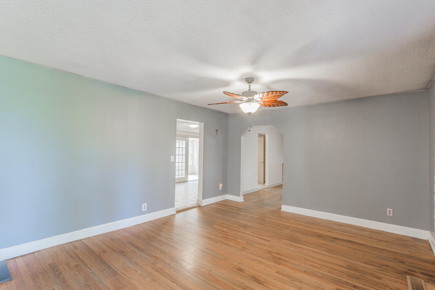 124 Roach Hollow Road Ringgold, GA 30736 - Photo 8 of 52 124 Roach Hollow HD-18