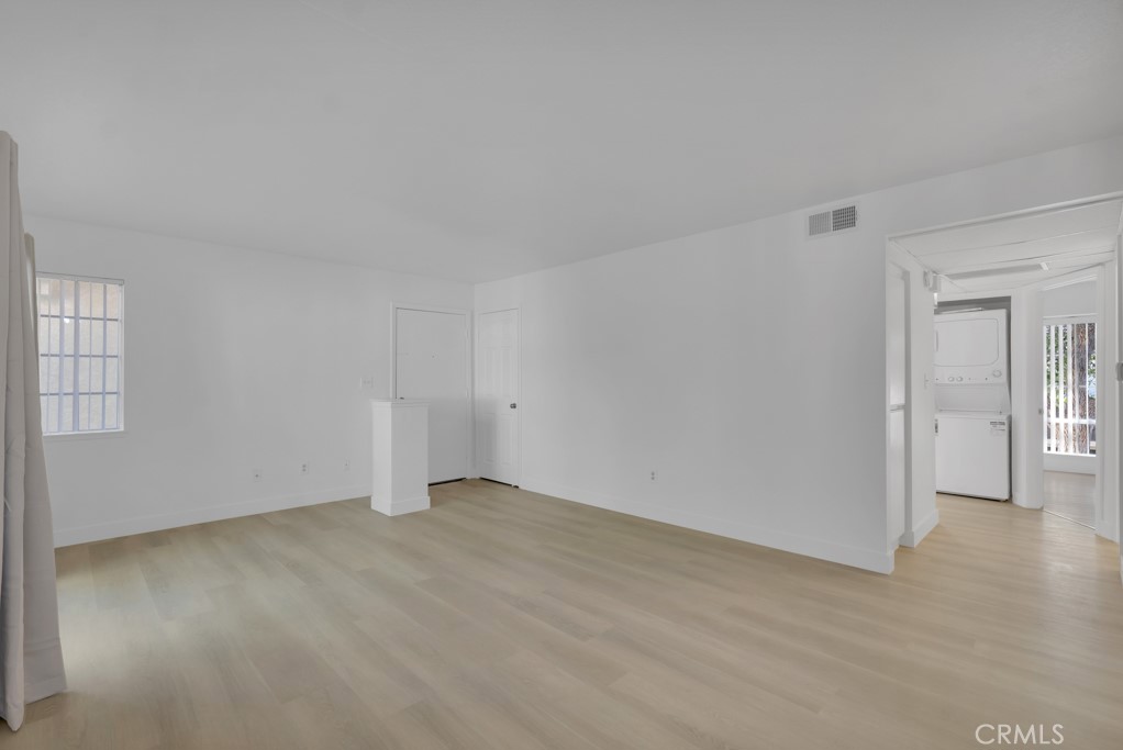4201 Las Virgenes Road, Unit 206 Calabasas, CA 91302 - Photo 5 of 44 a view of an empty room and window