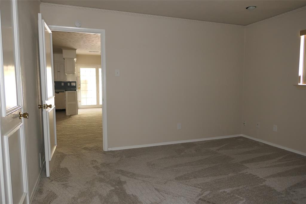 6317 Rincon Way Dallas, TX 75214 - Photo 18 of 32 wooden floor in a gallery