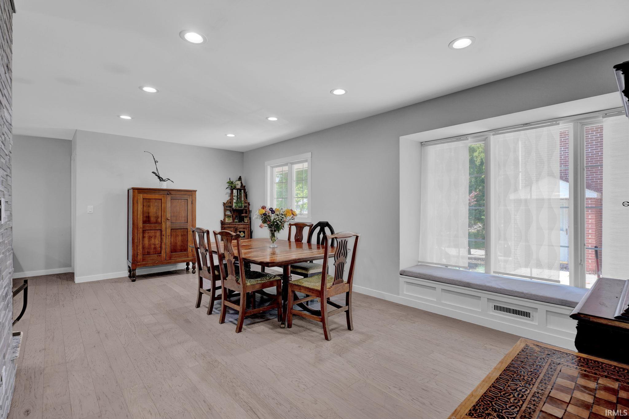 1241 Winfield Road Bloomington, IN 47401 - Photo 7 of 50