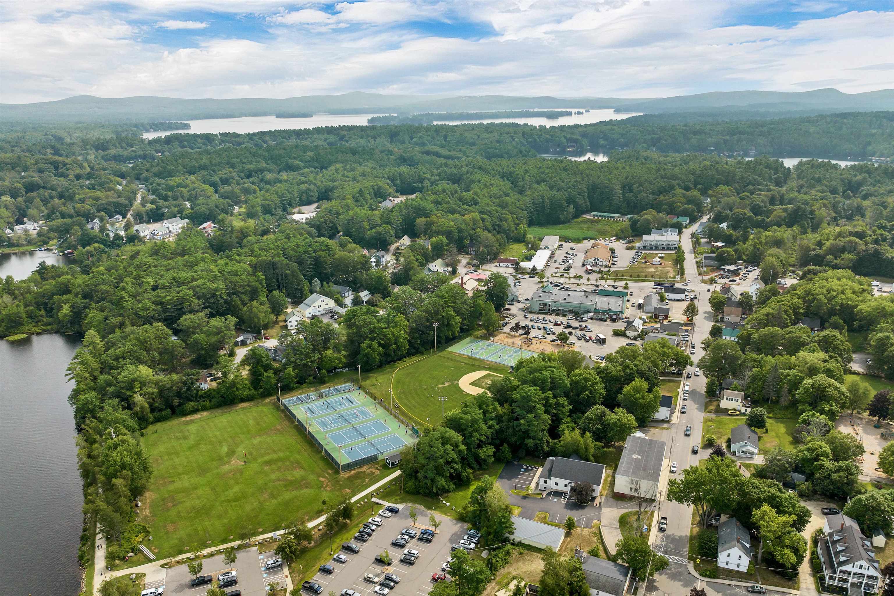 61 Lehner Street Wolfeboro, NH 03894 - Photo 16 of 58
