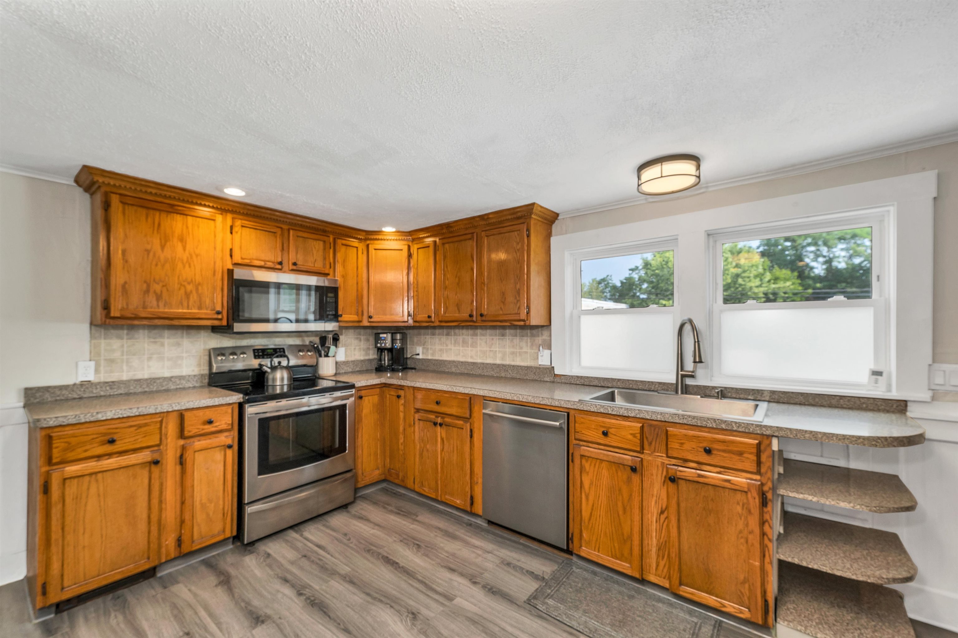 61 Lehner Street Wolfeboro, NH 03894 - Photo 21 of 58