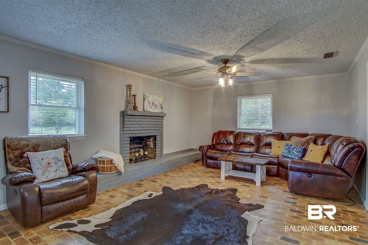 22601 Price Grubbs Road Robertsdale, AL 36567 - Photo 17 of 39 Den Area