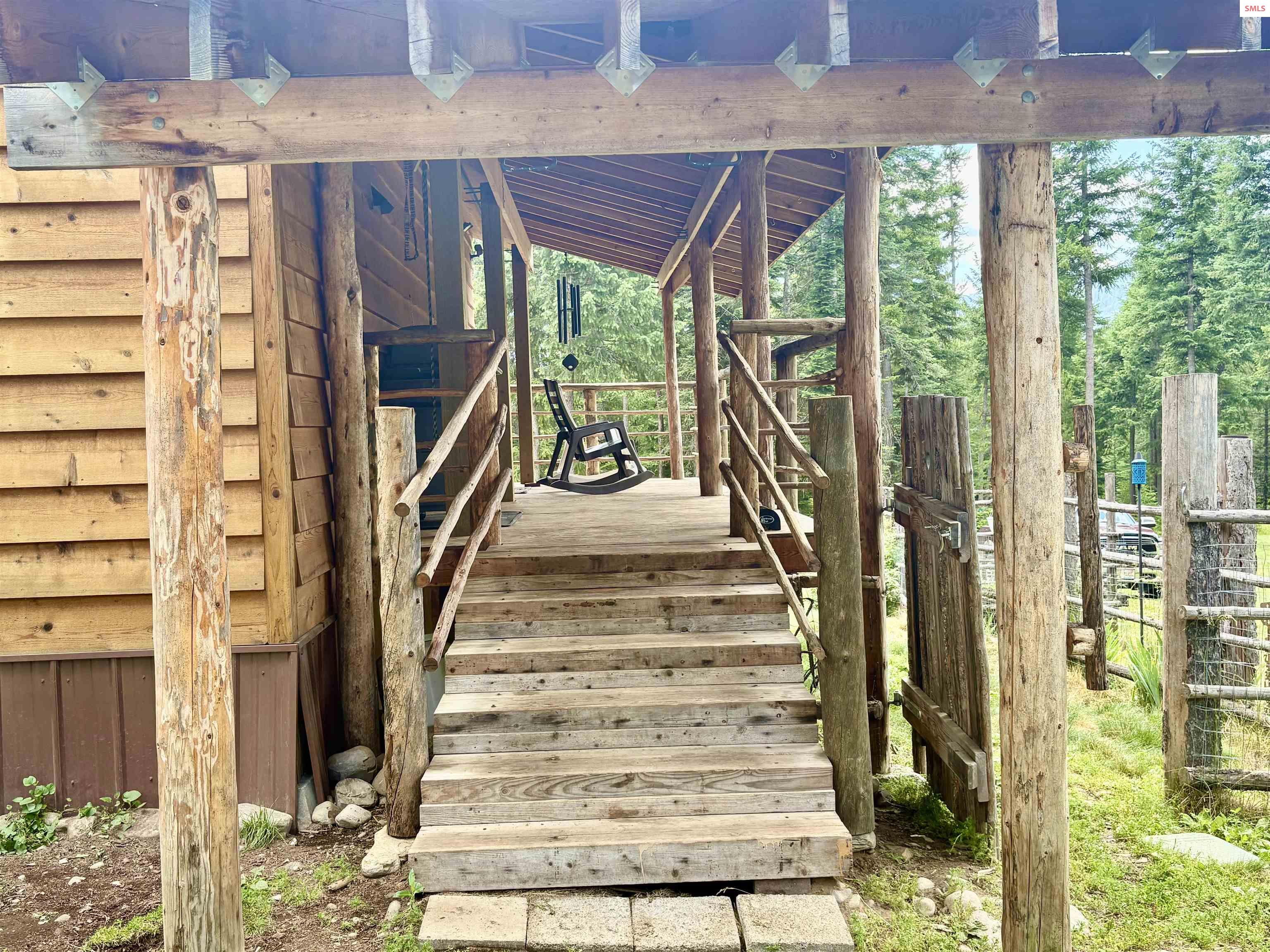 43 Gun Barrel Road Bonners Ferry, ID 83805 - Photo 4 of 30