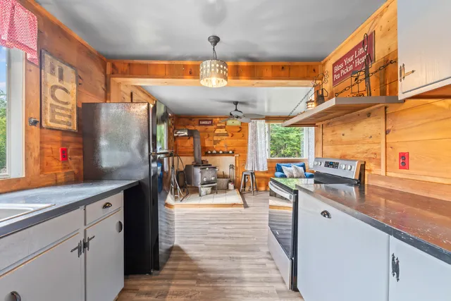 $460,000 | 795 Dallas Hill Road, Dallas Plt, ME 04970