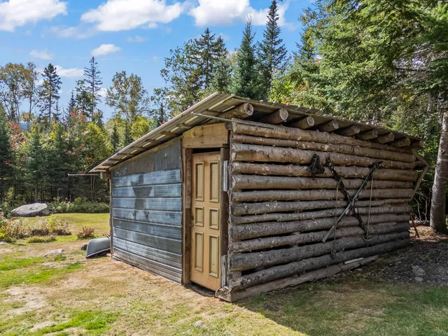 $460,000 | 795 Dallas Hill Road, Dallas Plt, ME 04970