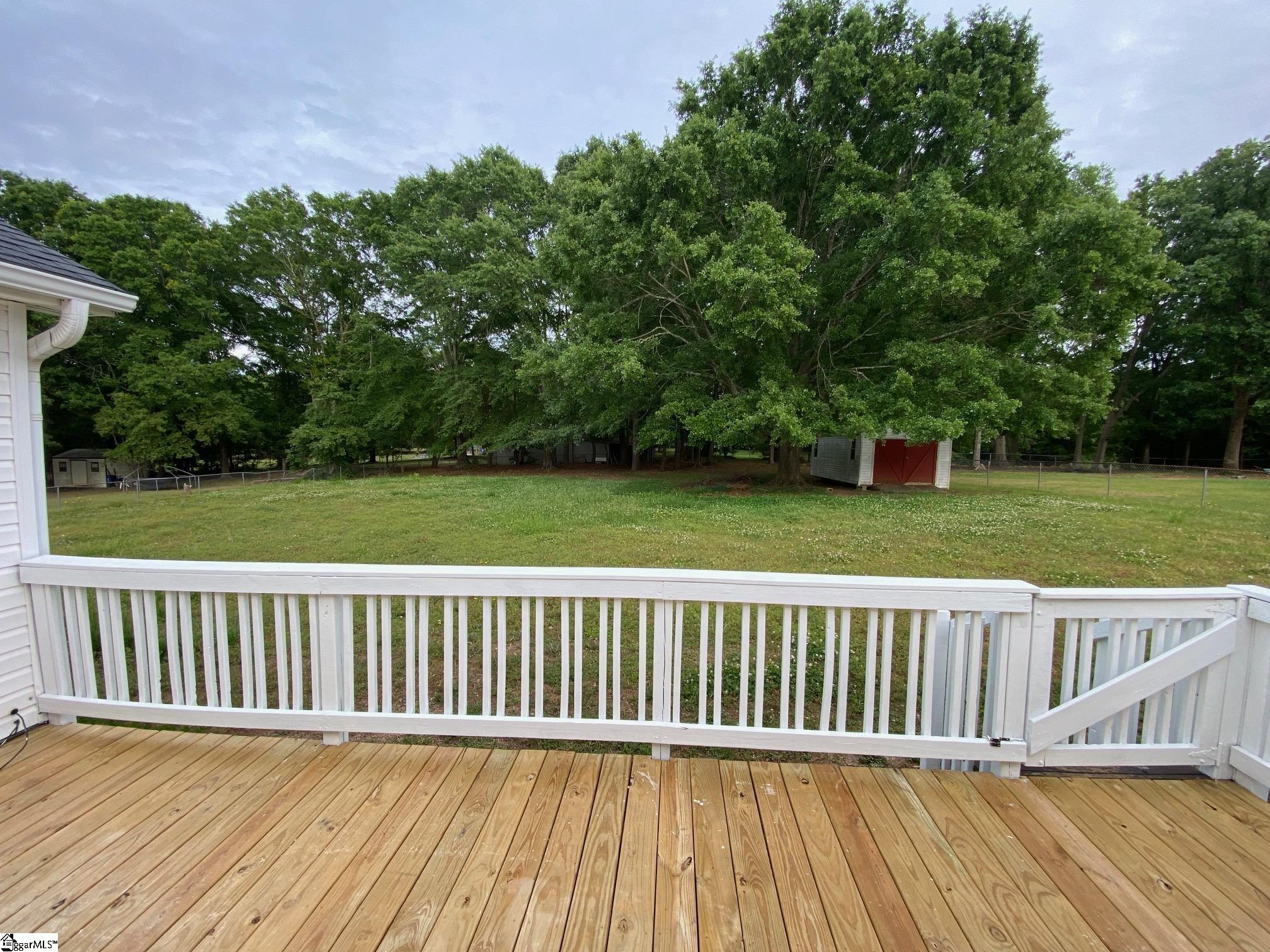 119 Cherry Hill Road Laurens, SC 29360 - Photo 6 of 20