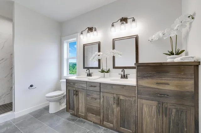 $769,900 | 416 Moelter Lane, Hudson, WI 54016