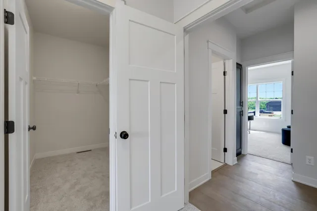 $769,900 | 416 Moelter Lane, Hudson, WI 54016