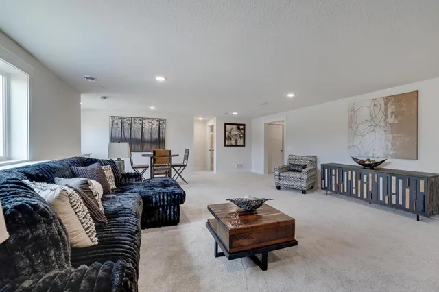 $769,900 | 416 Moelter Lane, Hudson, WI 54016