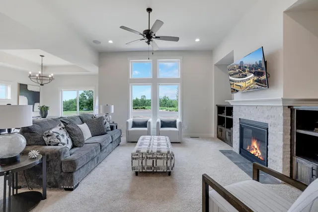 $769,900 | 416 Moelter Lane, Hudson, WI 54016