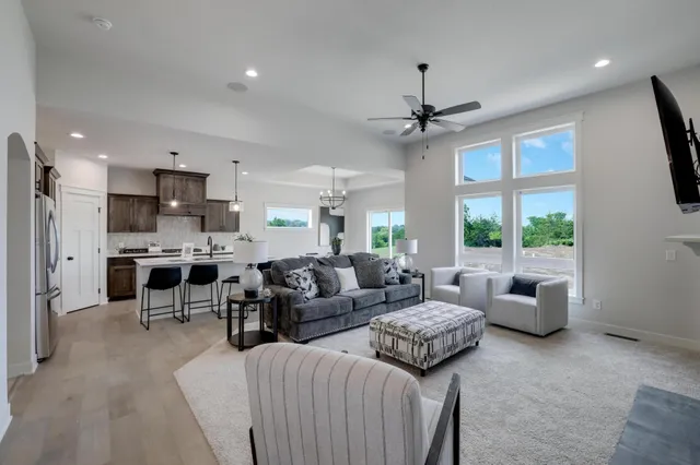 $769,900 | 416 Moelter Lane, Hudson, WI 54016