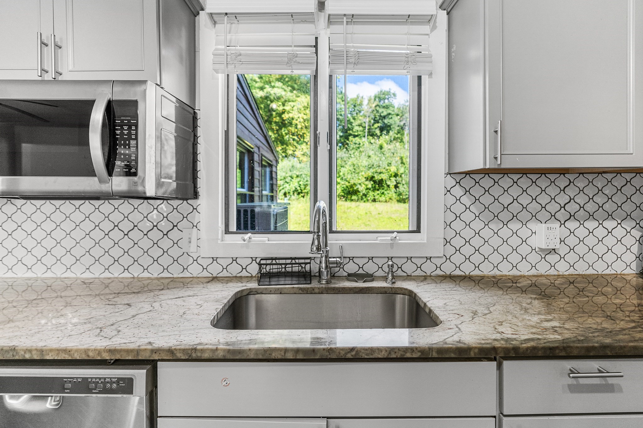46 Davis Road, Unit B Millbury, MA 01527 - Photo 11 of 42 Gallery Image 11
