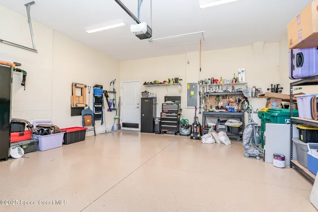 $3,000 | 2829 Avalonia Drive, Melbourne, FL 32940