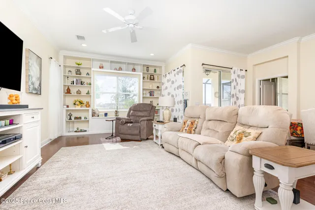 $3,000 | 2829 Avalonia Drive, Melbourne, FL 32940