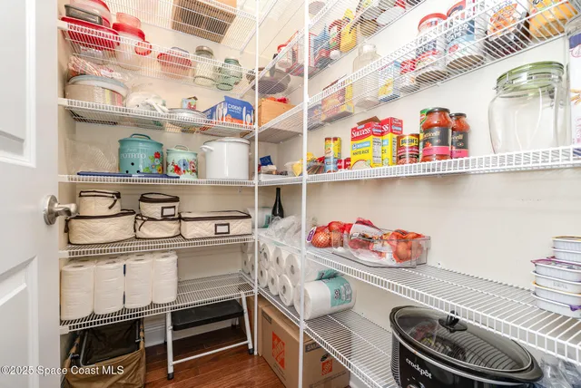 $3,000 | 2829 Avalonia Drive, Melbourne, FL 32940