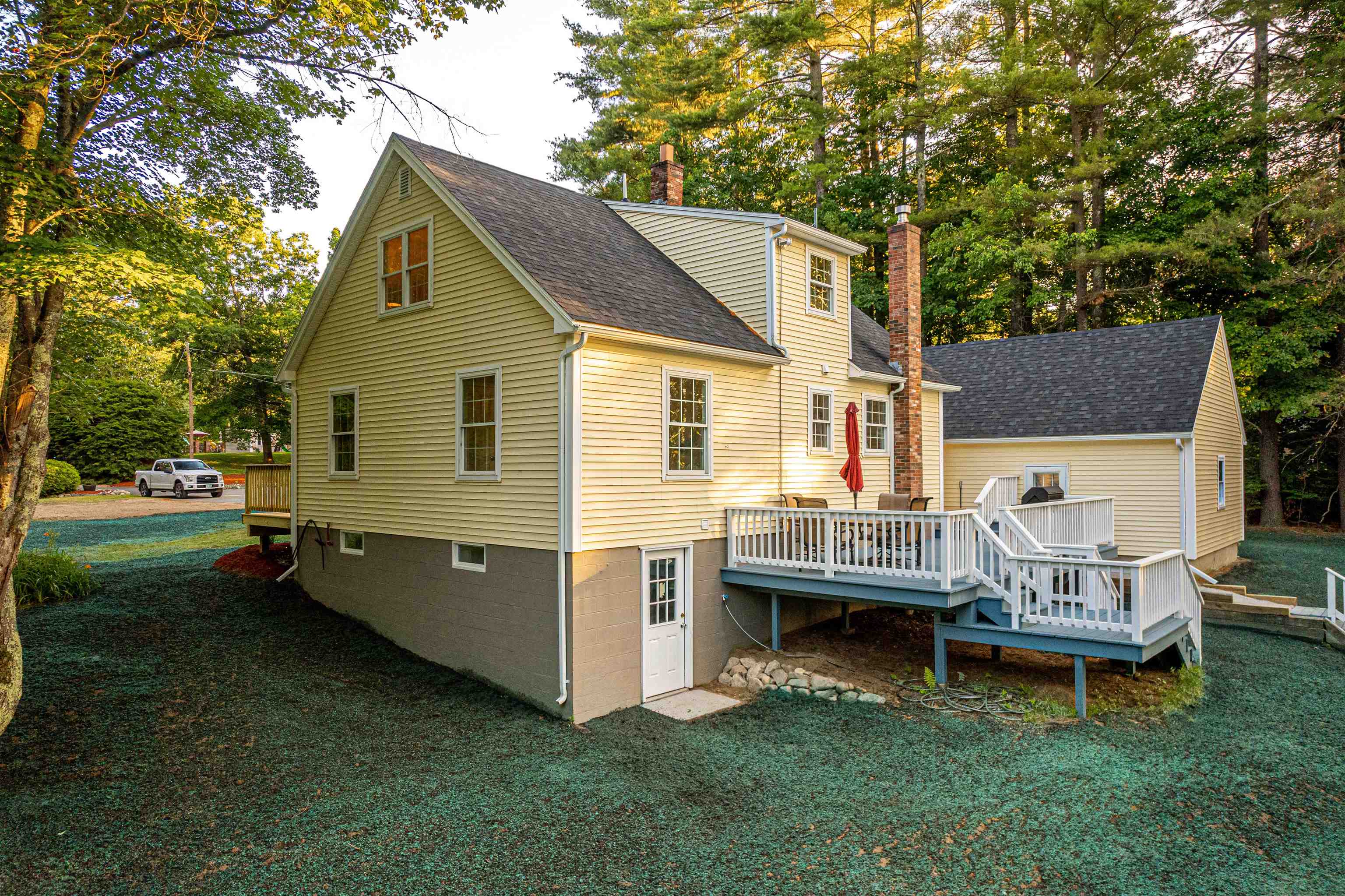 3 Lisa Road Windham, NH 03087 - Photo 32 of 40