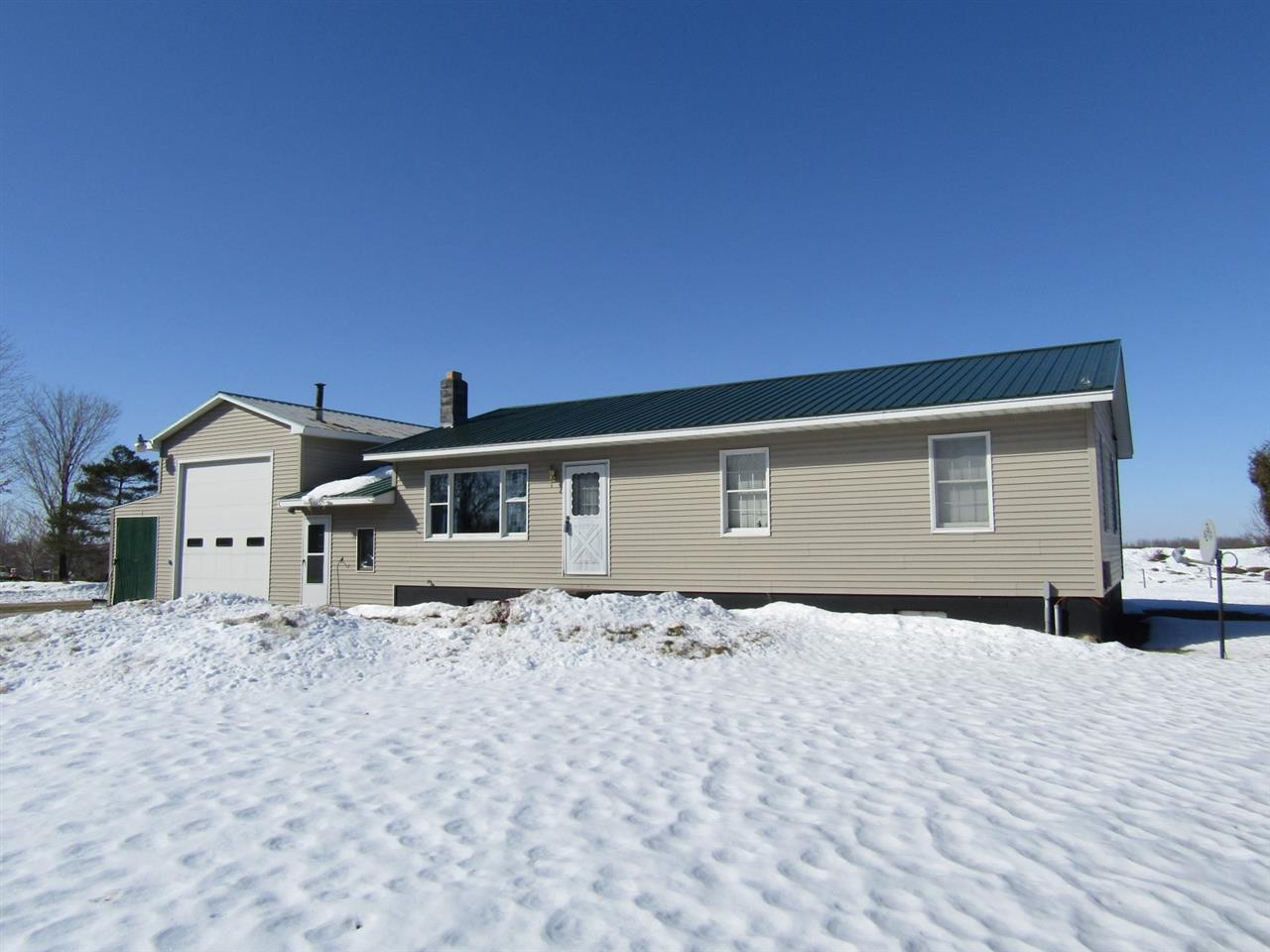 151 Bushey Road Swanton, VT 05478 - Photo 2 of 32