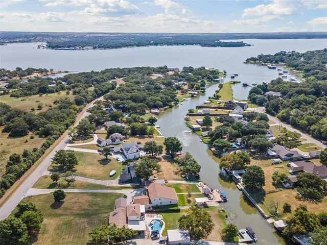 $599,000 | 7329 Hickey Road, Azle, TX 76020