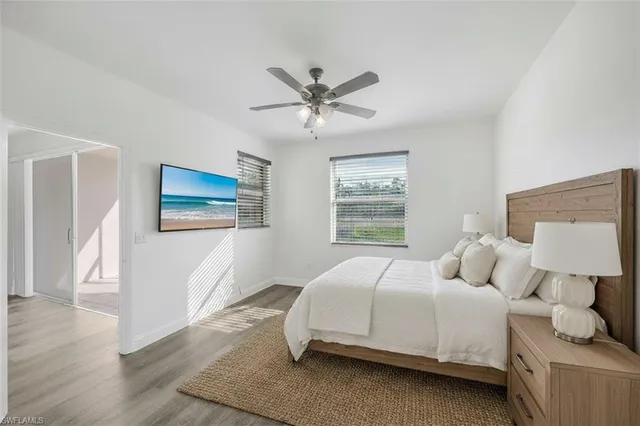 $319,900 | 3250 Cypress Glen Way, Unit 402, Naples, FL 34109