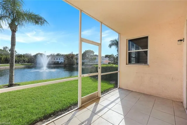 $319,900 | 3250 Cypress Glen Way, Unit 402, Naples, FL 34109