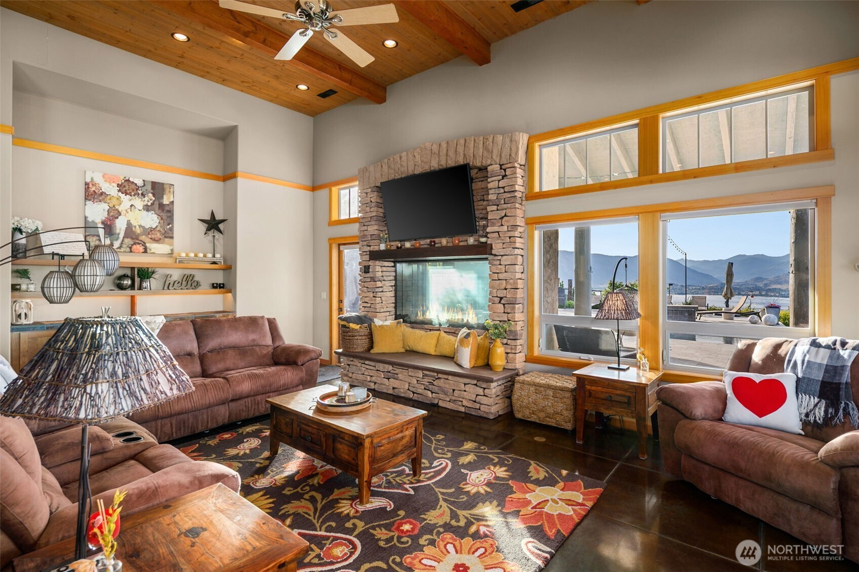340 Hawks Meadow Road Chelan, WA 98816 - Photo 13 of 40