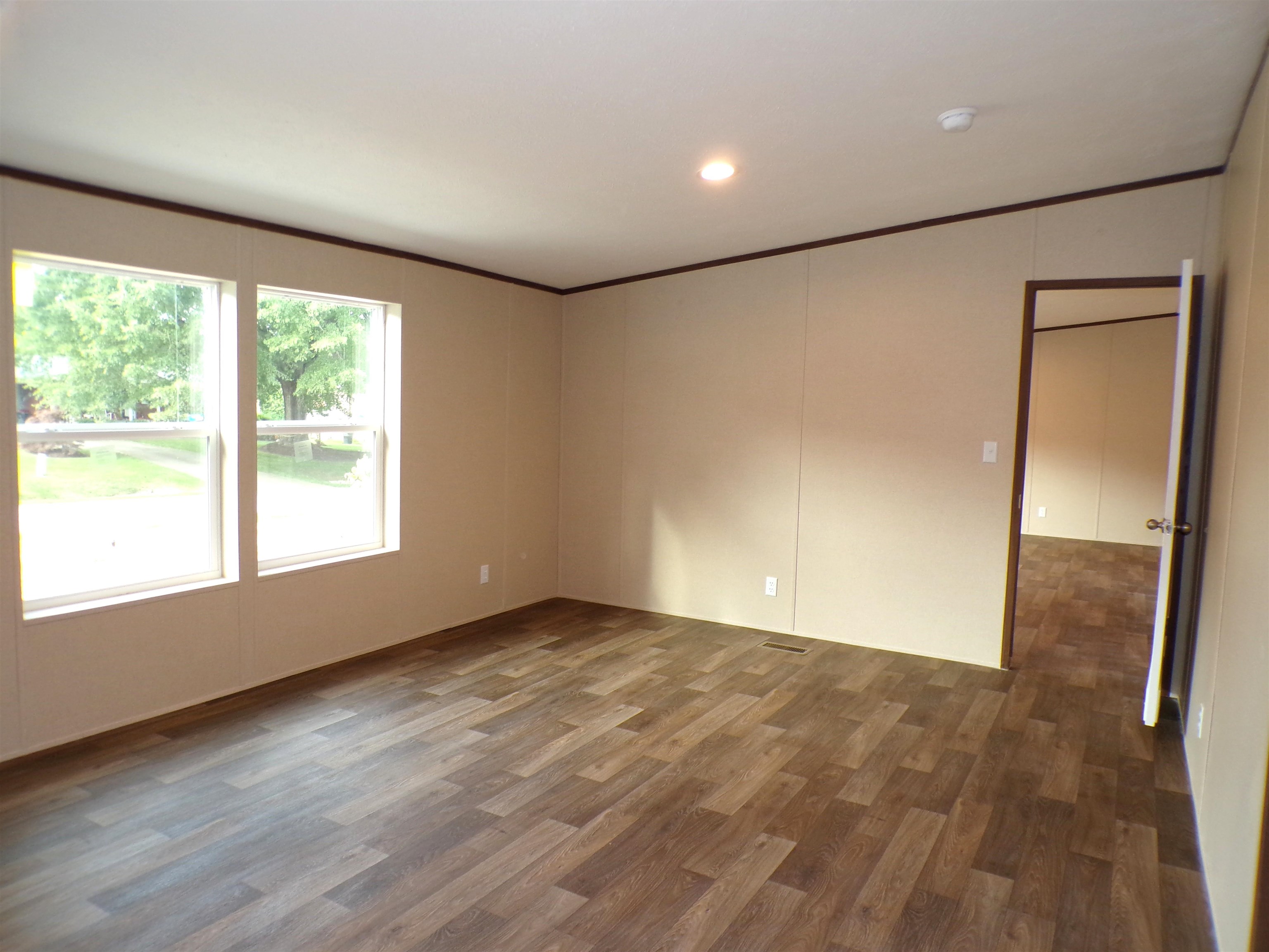 329 Thompson Road Chesnee, SC 29323 - Photo 11 of 25 Gallery Image 11
