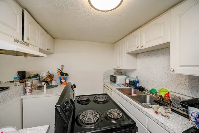 $299,900 | 2438 Balmorhea Avenue, Houston, TX 77039