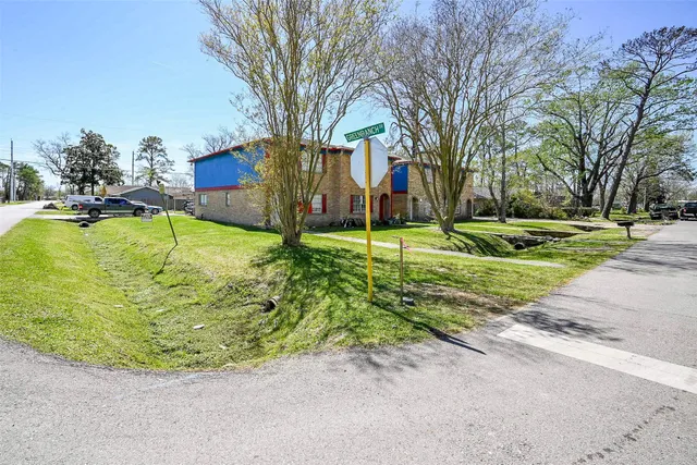 $299,900 | 2438 Balmorhea Avenue, Houston, TX 77039