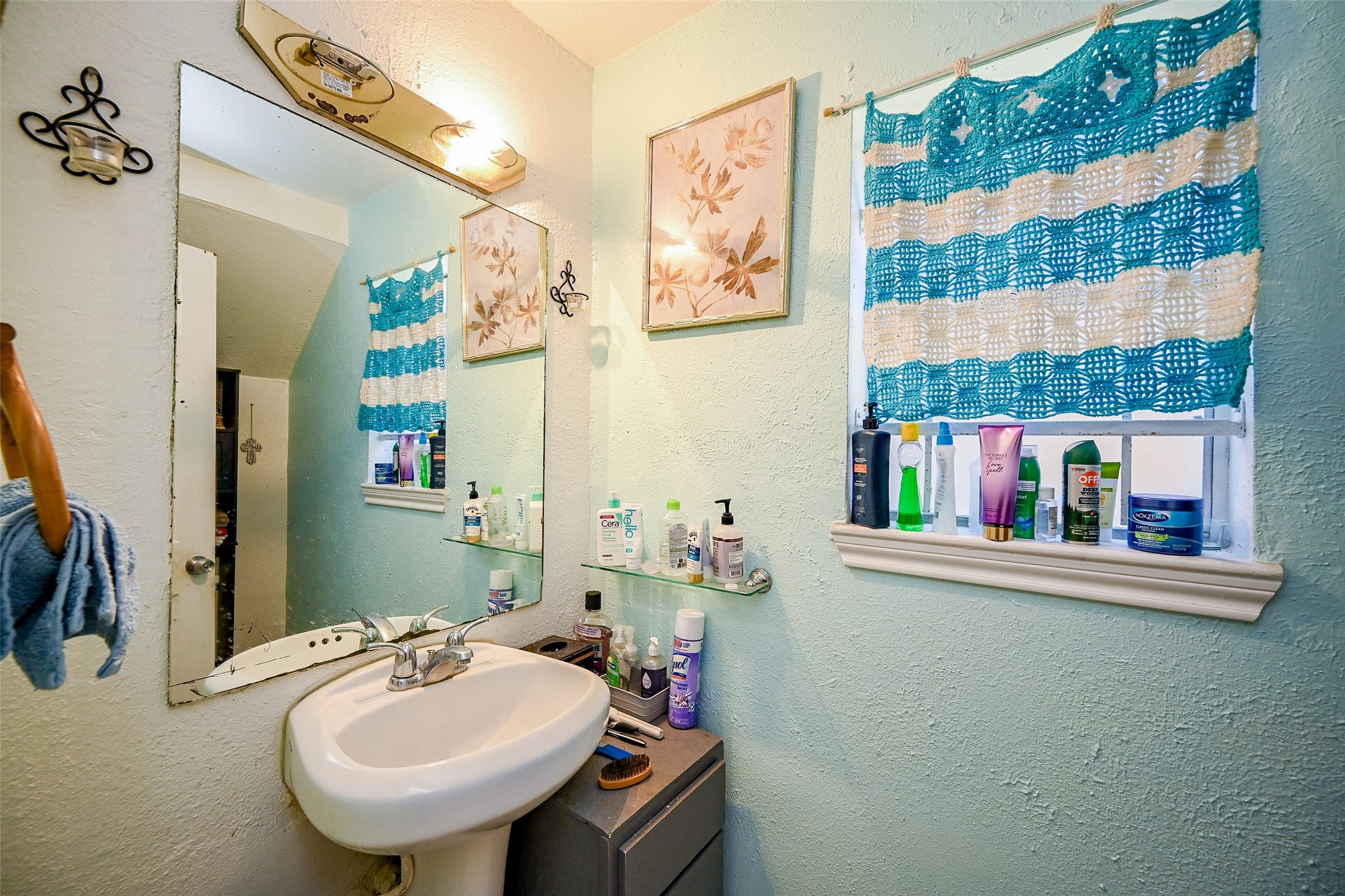 2438 Balmorhea Avenue Houston, TX 77039 - Photo 26 of 32