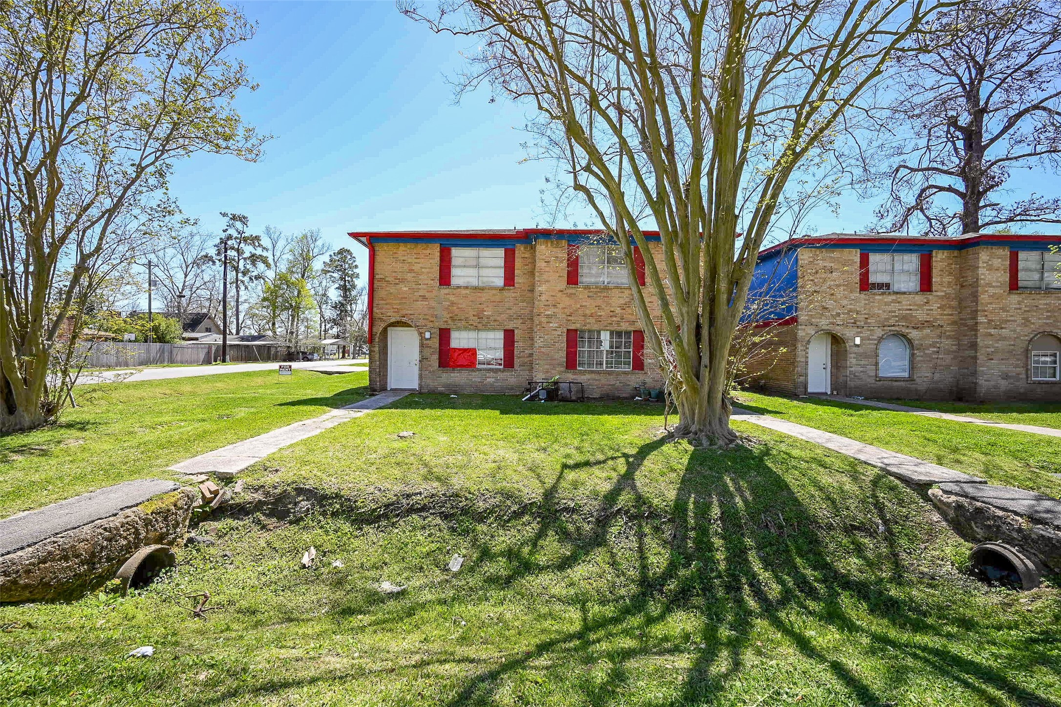 2438 Balmorhea Avenue Houston, TX 77039 - Photo 3 of 32