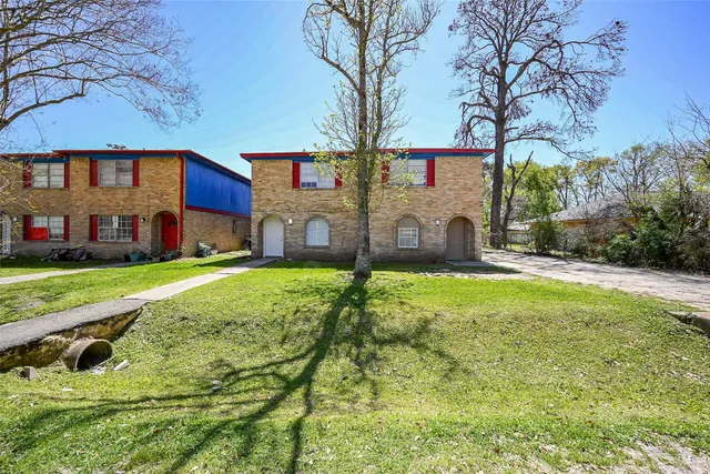 $299,900 | 2438 Balmorhea Avenue, Houston, TX 77039
