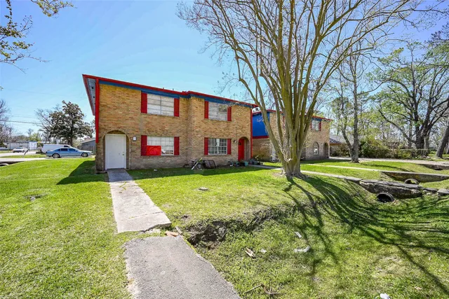 $299,900 | 2438 Balmorhea Avenue, Houston, TX 77039