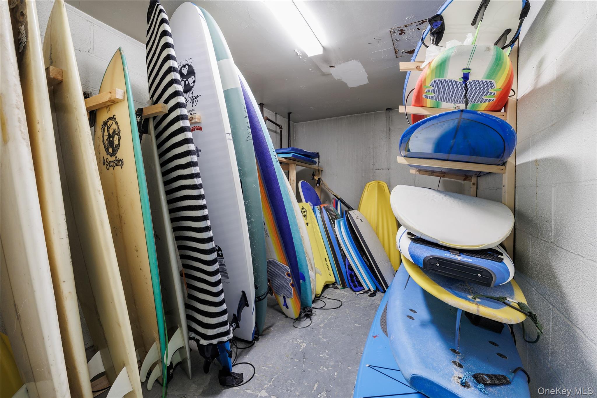 522 Shore Road, Unit 5T Long Beach, NY 11561 - Photo 19 of 22 Surfboard storage