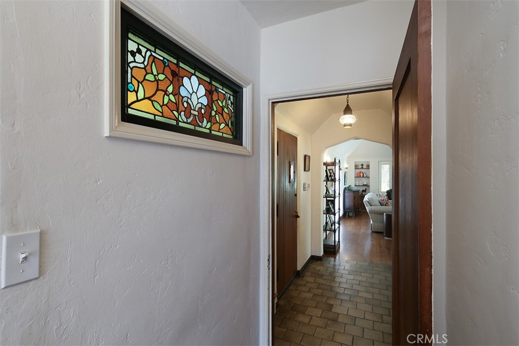 847 Victoria Drive Pasadena, CA 91104 - Photo 13 of 21 a view of a hallway with interior of the house