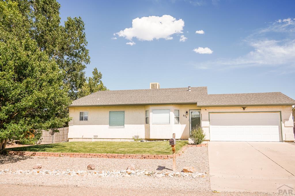 674 South Inca Drive Pueblo, CO 81007 - Photo 1 of 34