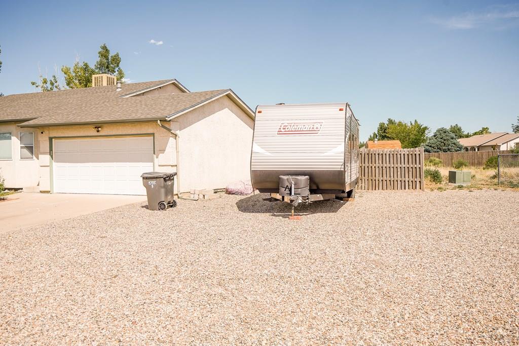 674 South Inca Drive Pueblo, CO 81007 - Photo 3 of 34