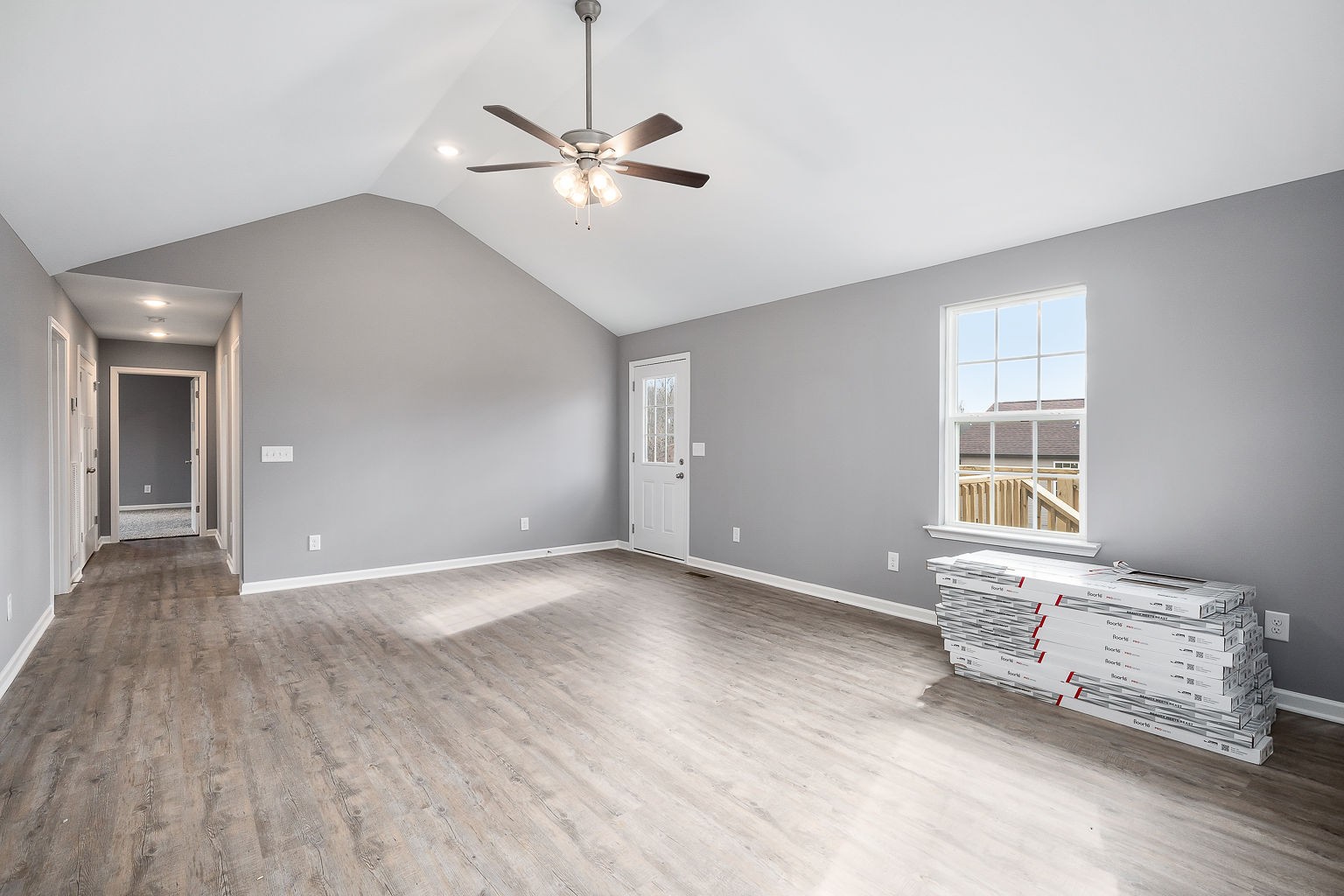 11859 Old Kentucky Road Walling, TN 38587 - Photo 8 of 22 Gallery Image 8