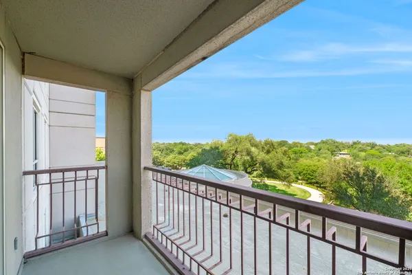 $50,000 | 1 Towers Park Lane, Unit 402, San Antonio, TX 78209