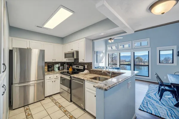 $619,900 | 290 Sailors Cove Drive, Unit 409, Moneta, VA 24121