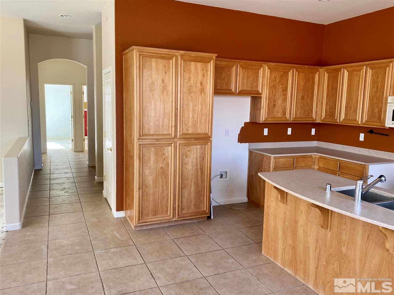10554 Thistle Berry Court Reno, NV 89521 - Photo 5 of 20 Photo 5