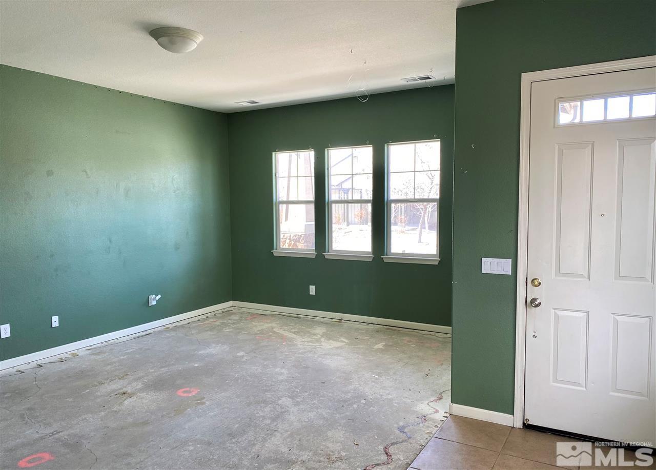 10554 Thistle Berry Court Reno, NV 89521 - Photo 8 of 20 Photo 8