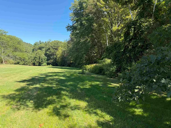 $70,000 | 0 Huckle Hill Road, Vernon, VT 05354