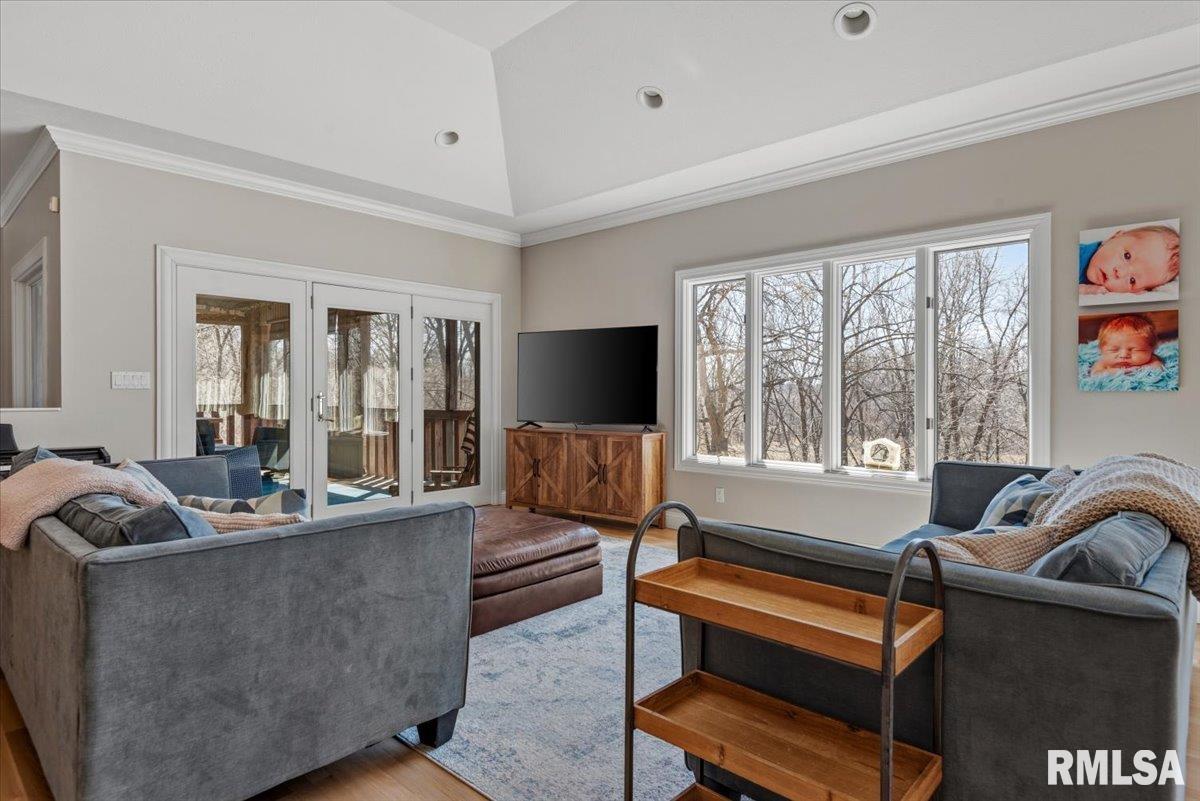 8 Riverwood Drive Rochester, IL 62563 - Photo 12 of 65