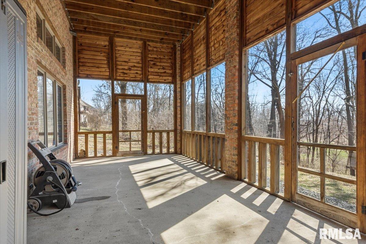 8 Riverwood Drive Rochester, IL 62563 - Photo 40 of 65