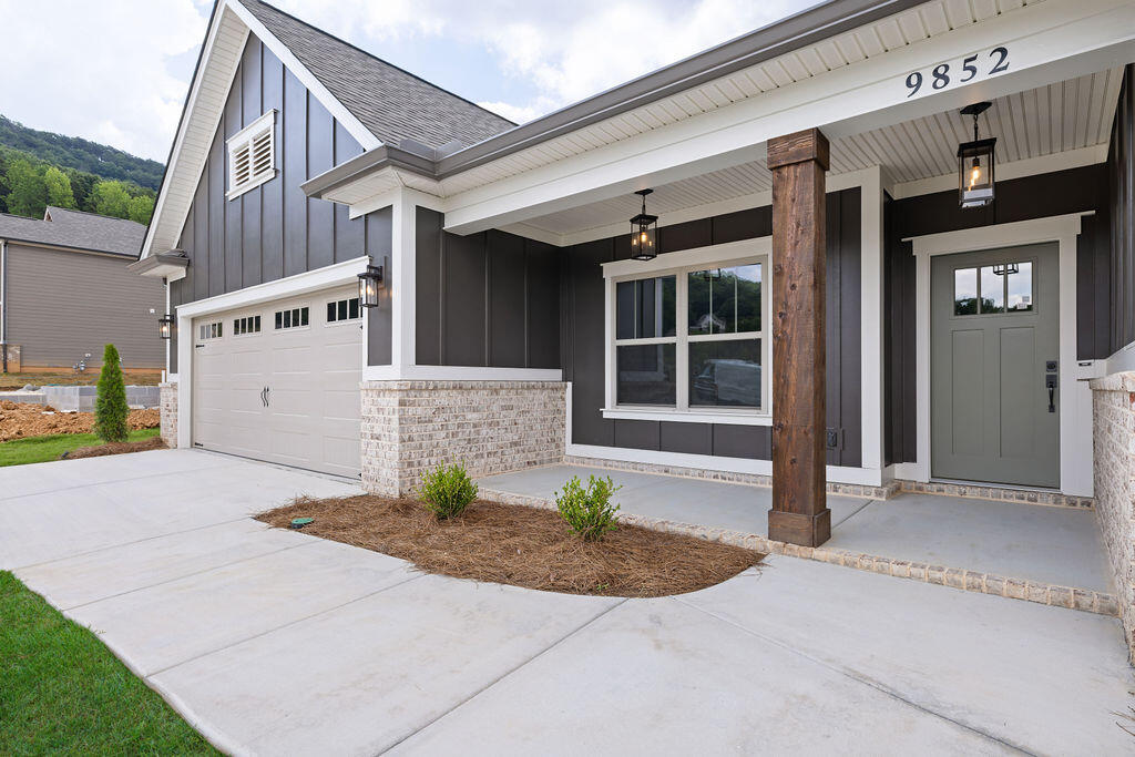 9852 Mayfly Road, Unit 75 Ooltewah, TN 37363 - Photo 5 of 37 Silverton-floor-plan-front-entry