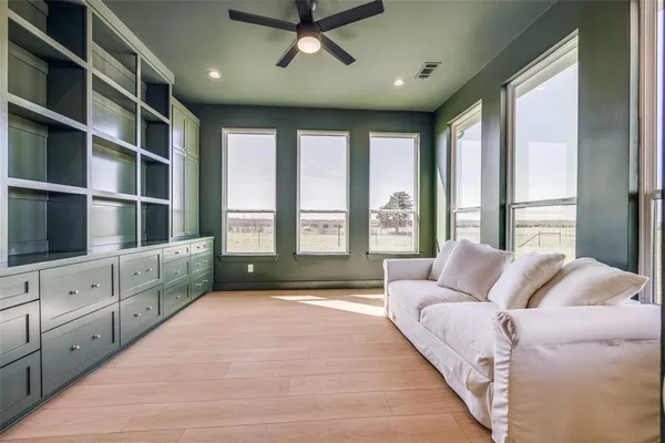 $815,000 | 5032 County Road 1094, Celeste, TX 75423