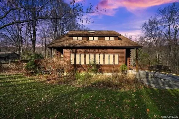 $3,500 | 52 Cascade Road, Warwick, NY 10990