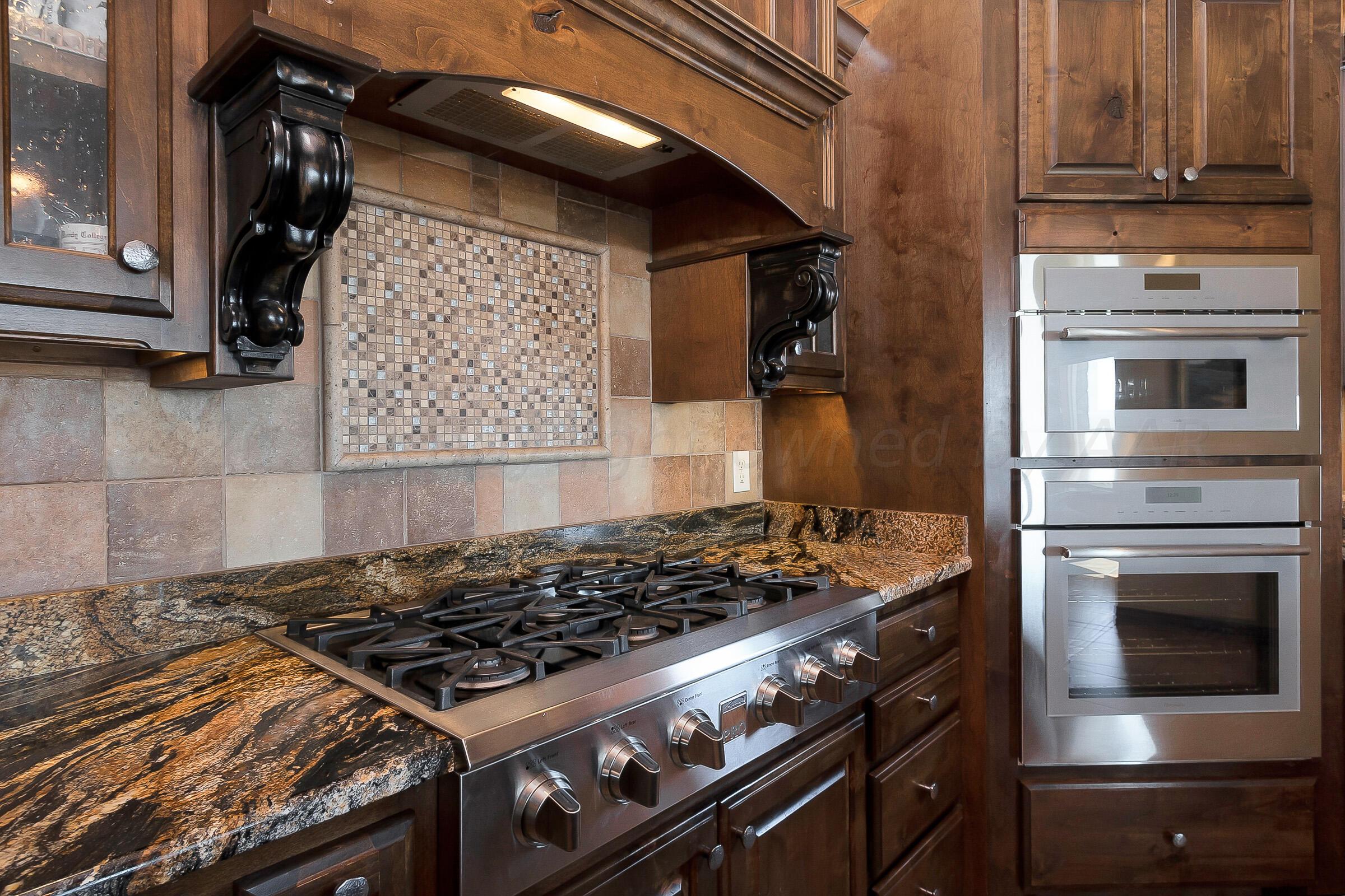 7801 East Lake View Road Amarillo, TX 79118 - Photo 26 of 54 Gas Range